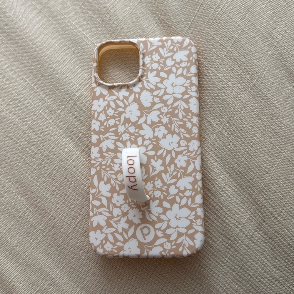Loopy iPhone 15 Plus case